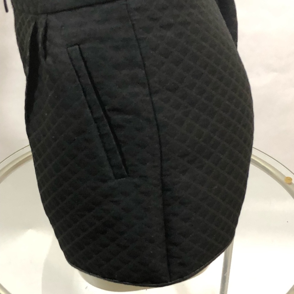 ZARA Mini Quilt High Waist w/ Faux Leather Trim Shorts Sz Small - Picture 6 of 10